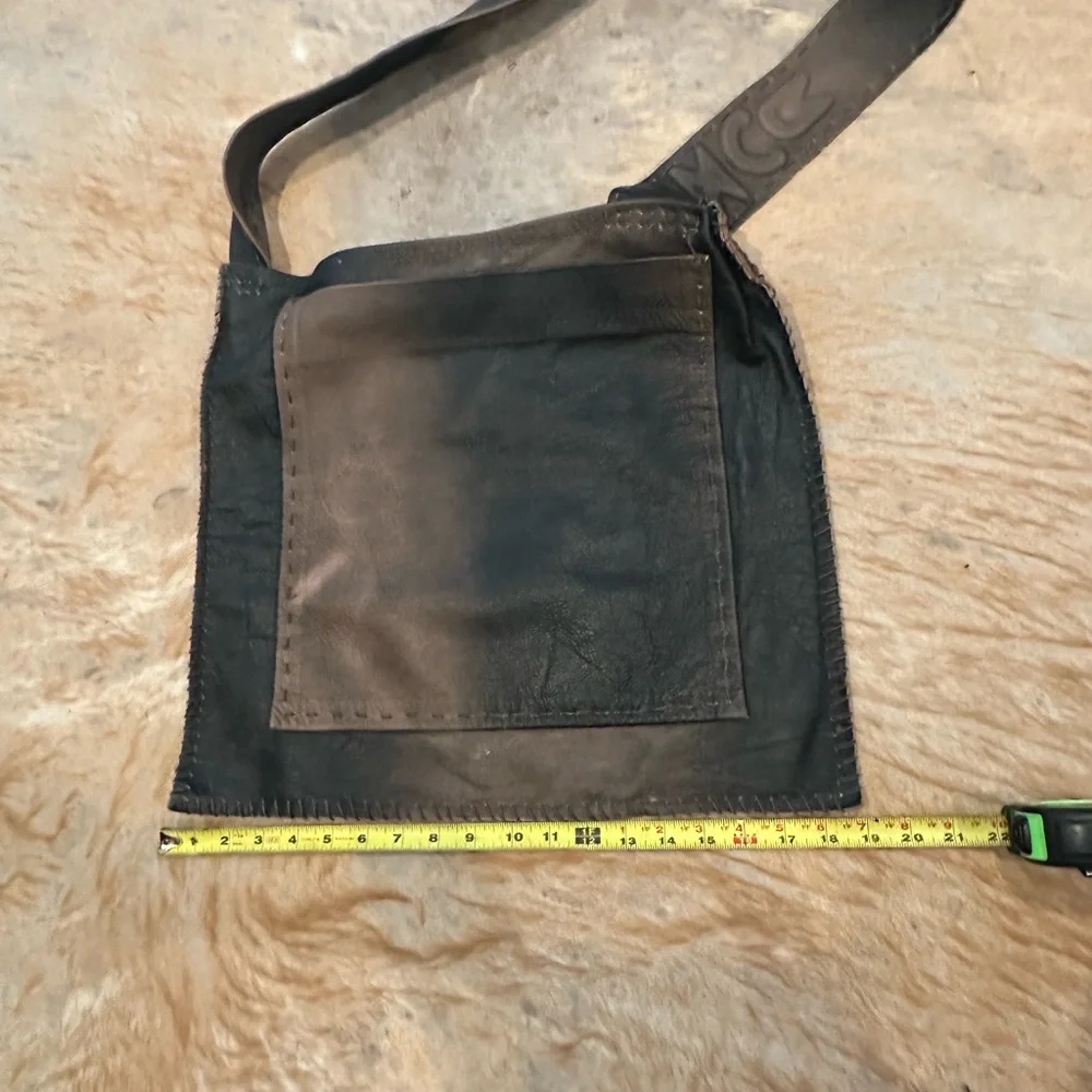 Brown Leather unisex cross body bag by Muxo - Picture 5 of 12